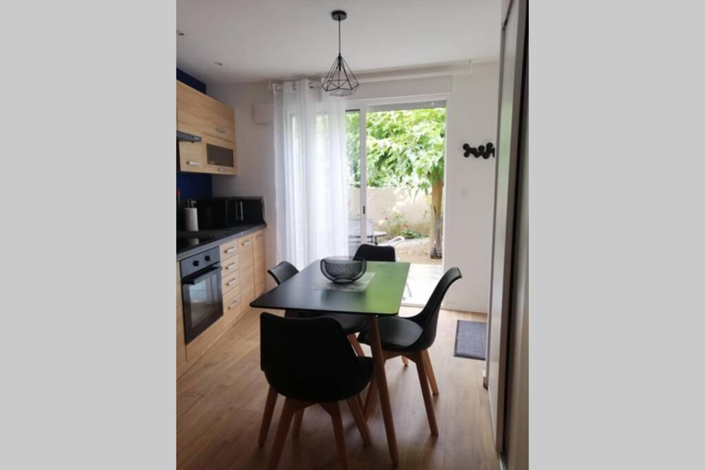 Charmant Appartement Avec Terrasse Pont-de-l'Isere ภายนอก รูปภาพ